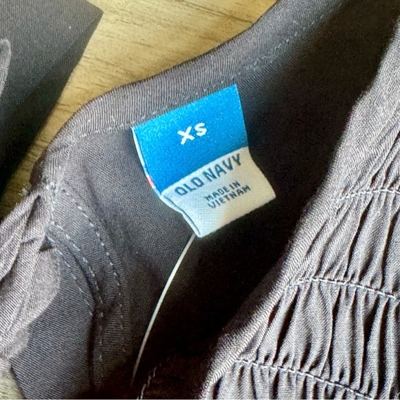 Old Navy Fit & Flare Flutter-Sleeve Tiered Smocked Black Midi Dress Size XS - Picture 5 of 11